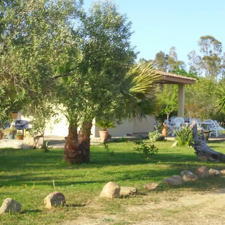 Farma Agriturismo Su Pinnatu Di Congiu Francesco